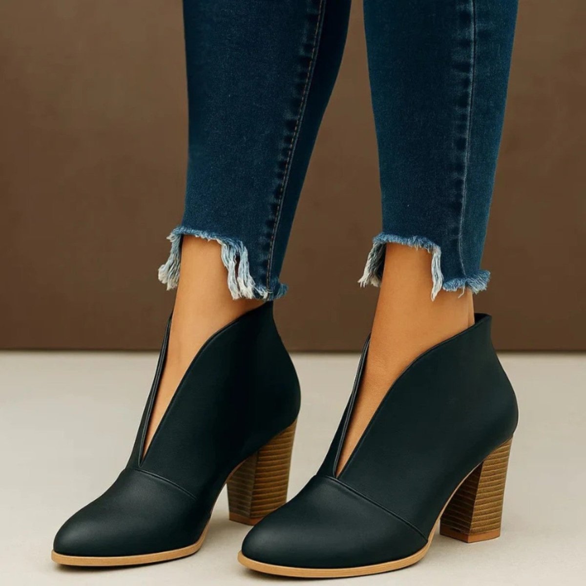 Chic Almond Toe Ankle Boots - Ankle Boots - Wild Eye Vision