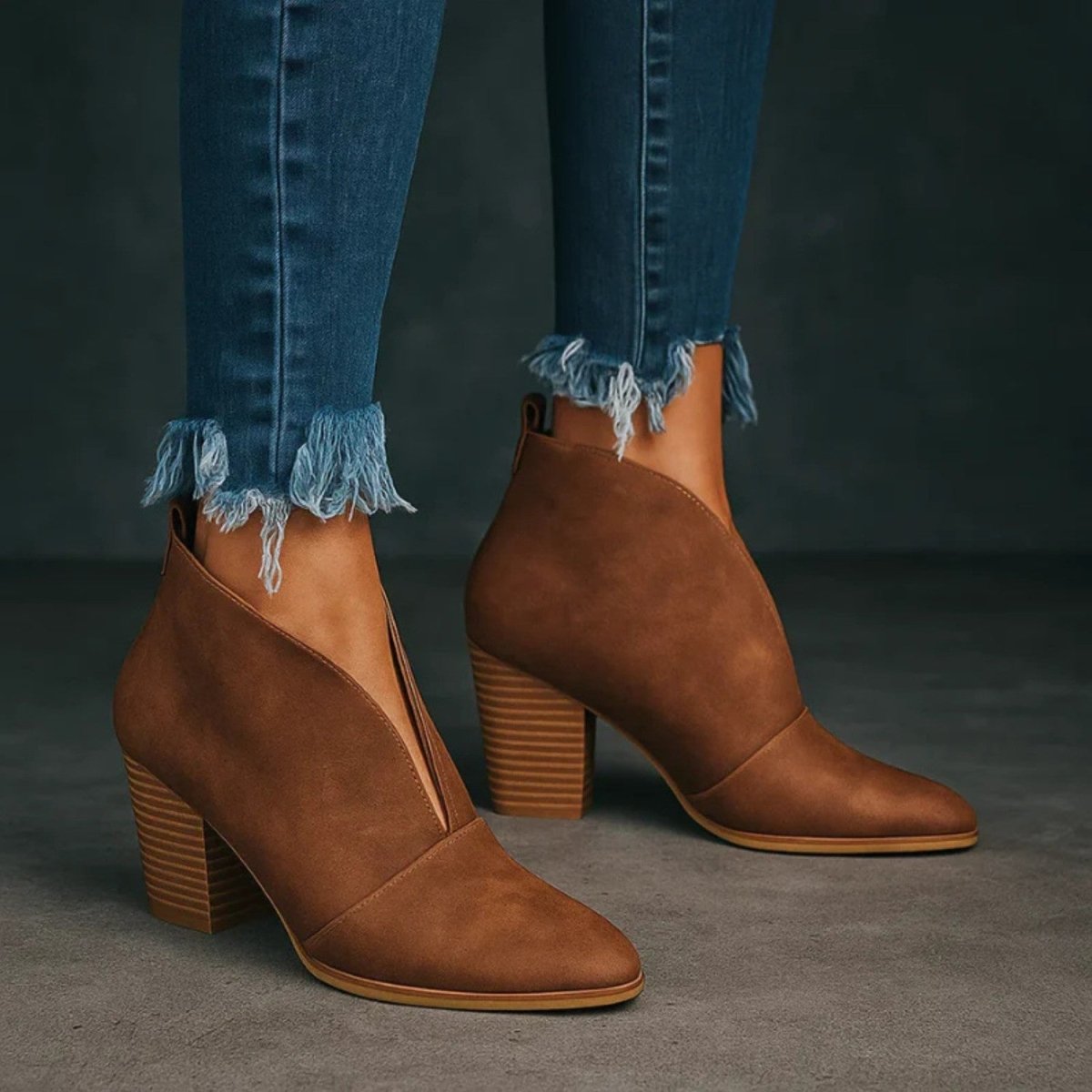Chic Almond Toe Ankle Boots - Ankle Boots - Wild Eye Vision