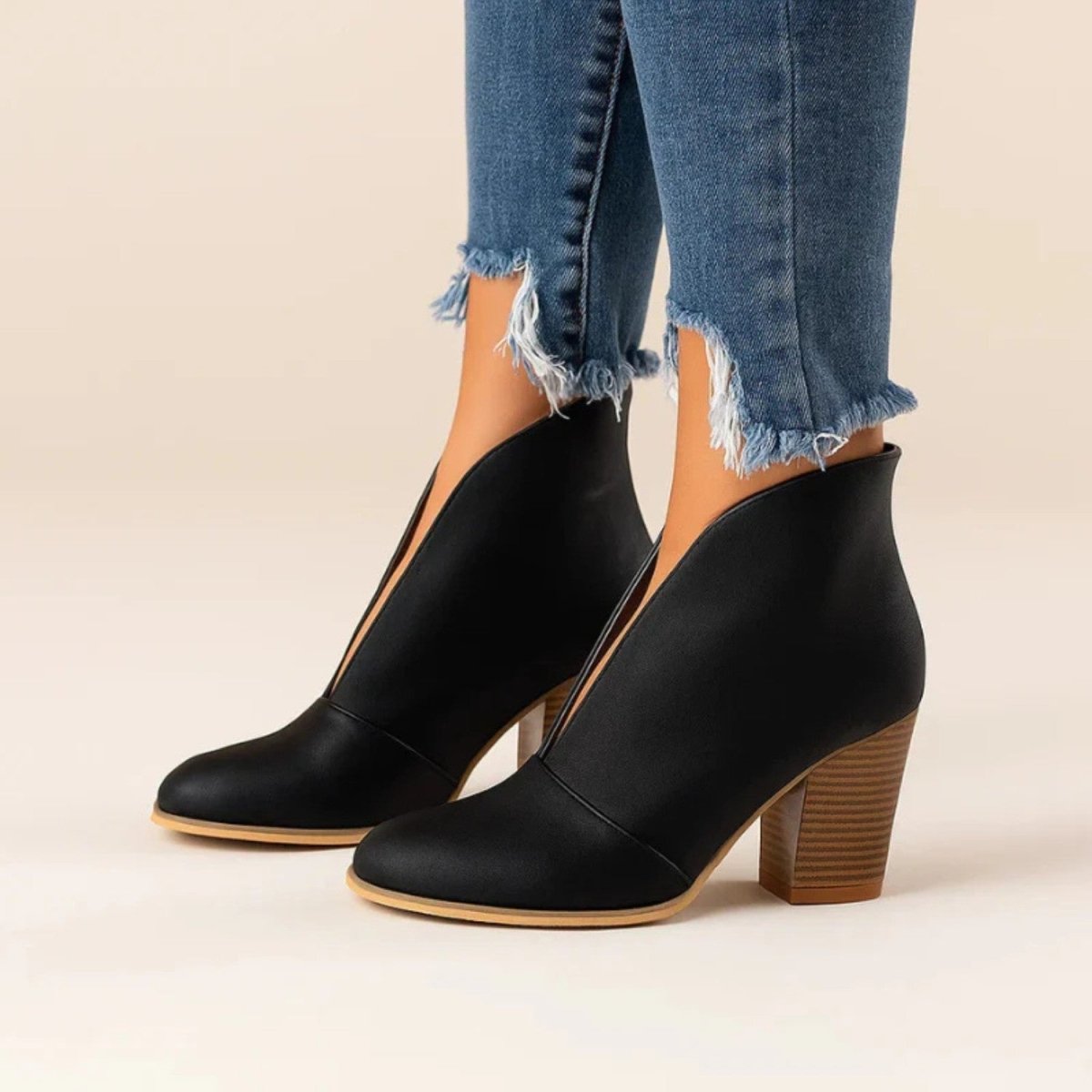 Chic Almond Toe Ankle Boots - Ankle Boots - Wild Eye Vision