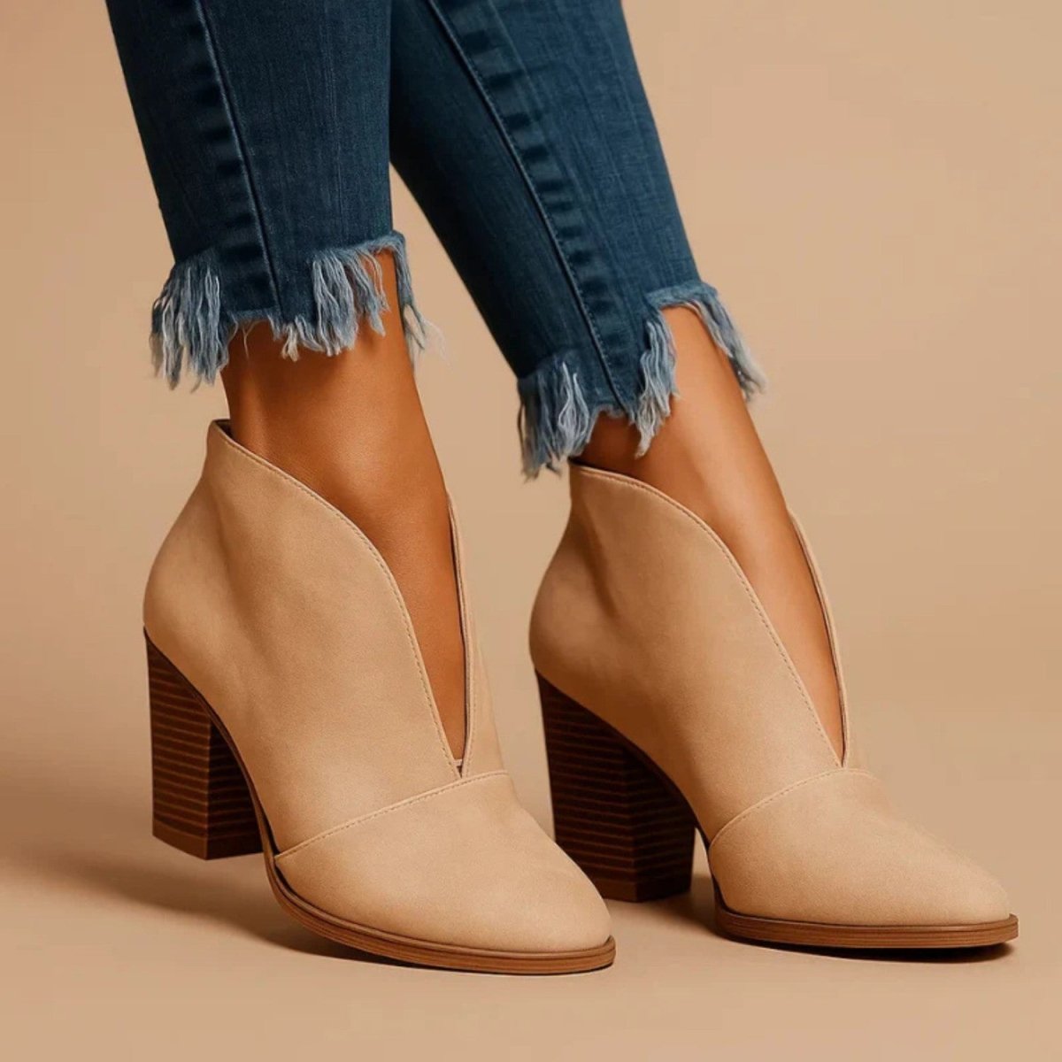 Chic Almond Toe Ankle Boots - Ankle Boots - Wild Eye Vision