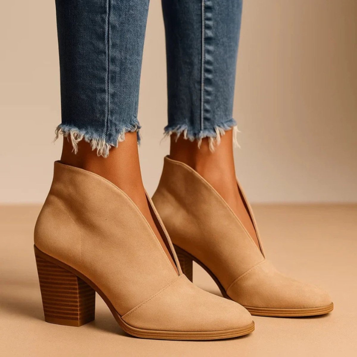 Chic Almond Toe Ankle Boots - Ankle Boots - Wild Eye Vision