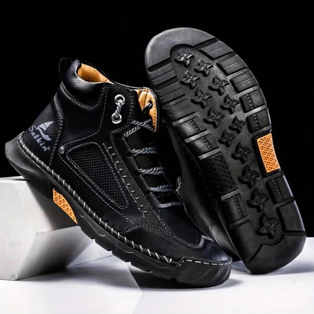 Comfortable and Stylish Boots for Men - Barefoot Shoes - Wild Eye Vision