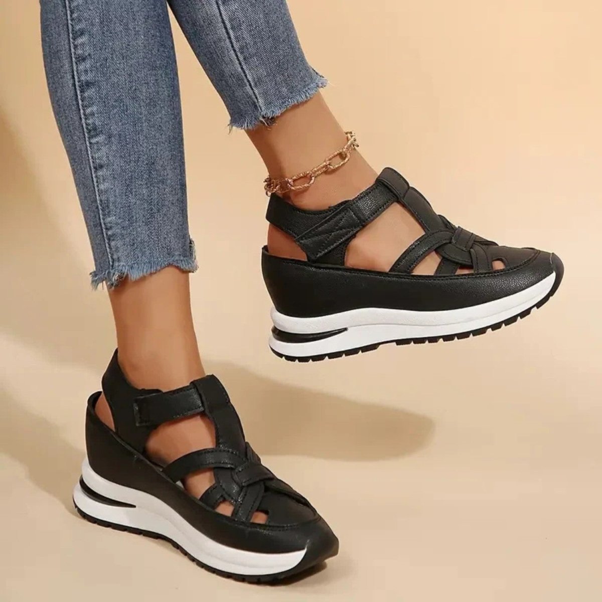 Comfortable Women’s Walking Sandals - Walking Shoes - Wild Eye Vision