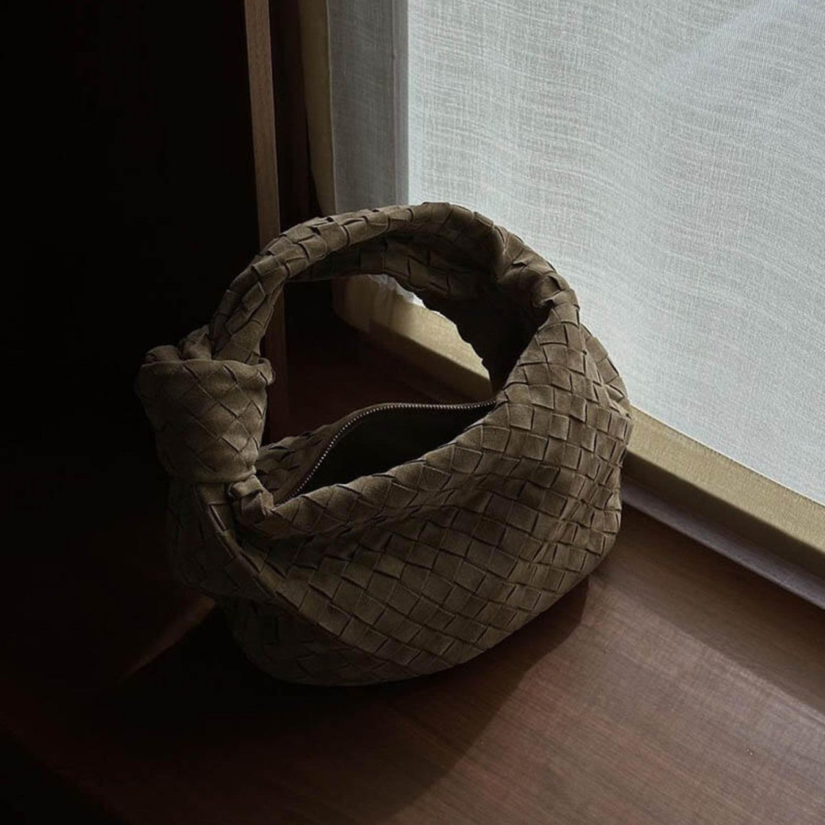 Elegant Knot Design Shoulder Bag - Shoulder Bag - Wild Eye Vision